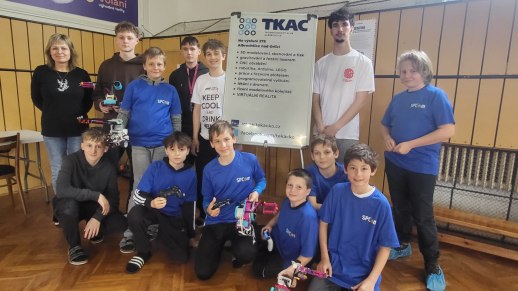 Úspěch Černilováků na soutěži Robotrack