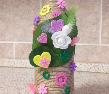 Nádherné vázičky z kroužku aranžování