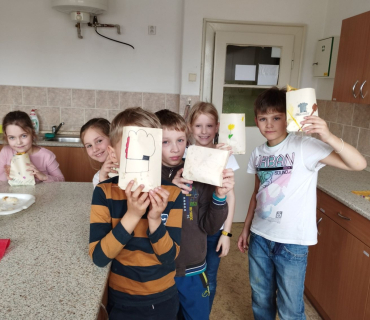 Šikulové od února do dubna