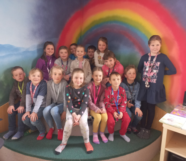 Prvňáci v knihovně