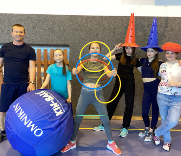 Kin Ball v hodinách TV