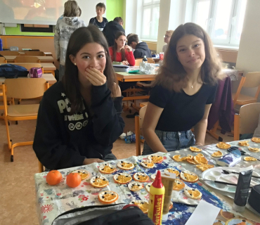 Vánoční vyrábění 5. - 9. tříd