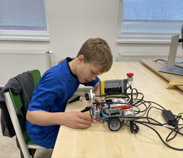 Velký úspěch našich týmů na soutěži Robodo