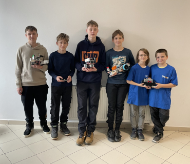Velký úspěch našich týmů na soutěži Robodo