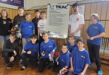 Úspěch Černilováků na soutěži Robotrack