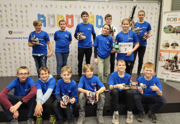 Naše týmy na mezinárodní soutěži Robotiáda v Brně
